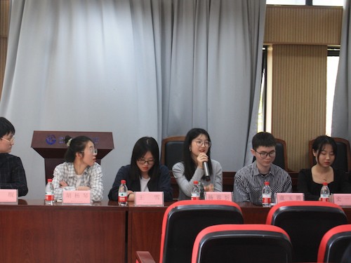 学长发言2