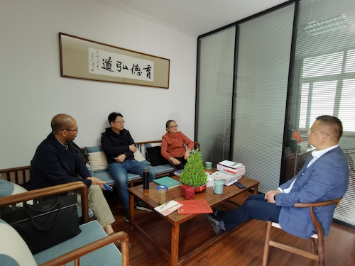 11月29日，副院长虞旦盛带队走访建德市教育局